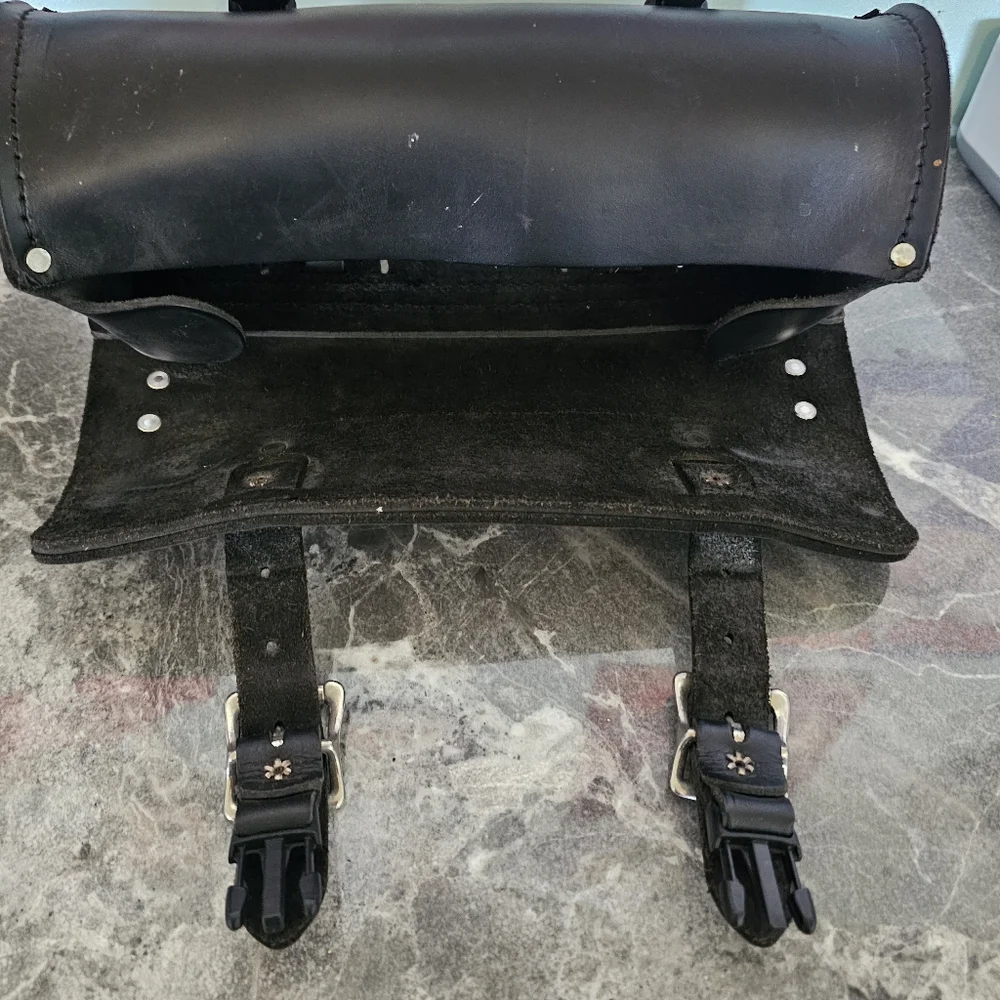 Leatherworks Inc. 100 Leather Motorcycle Tool Bag - Studded Black